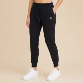 spodnie-dresowe-dresy-damskie-calvin-klein-czarne-z-haftowanym-logo-m