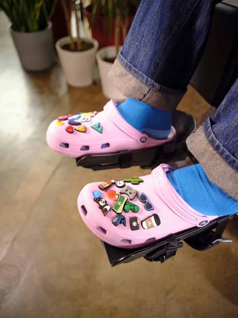 crocs-classic-10001-bez-r375