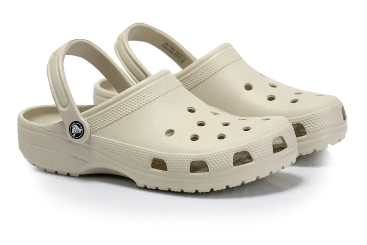 crocs-classic-10001-bez-r375-nosek-okragly