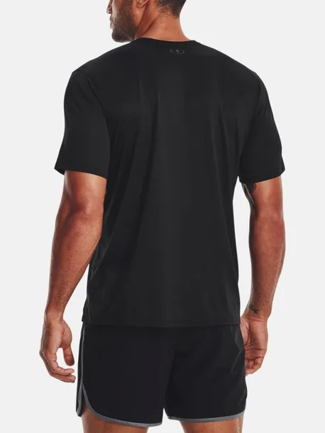 koszulka-meska-under-armour-tech-vent-ss-material-dominujacy-poliester
