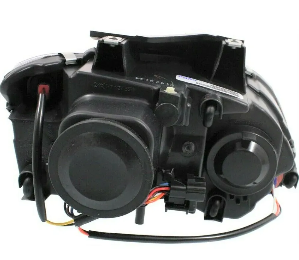 lewy-reflektor-chrysler-pacifica-2004-2006