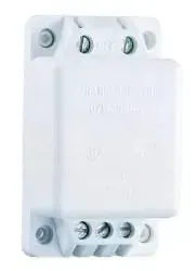 transformator-dzwonkowy-natynkowy-td-230v-3-5-8v-bialy