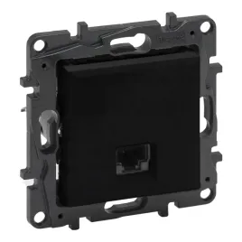 gniazdo-rj45-kat-5e-utp-kolor-czarny-niloe-step