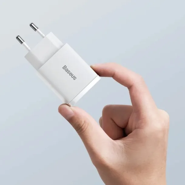 lad-siec-baseus-20w-1xusb-1xusb-c-ccxj-b02-przewod-w-zestawie-nie