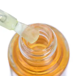 oliwka-do-skorek-i-paznokci-o-zapachu-mango-z-woreczkiem-5-ml