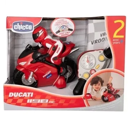 motor-ducati-z-pilotem-chicco
