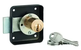 zamek-meblowy-nakladany-do-drzwi-meblowych-prawy-os-35-mm-70x60-mm-czarny