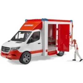 mb-sprinter-ambulans-z-figurka-ratownika-bruder