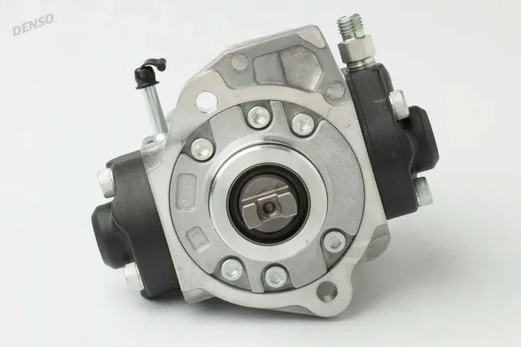 pompa-wtryskowa-mazda-denso-stan-nowy