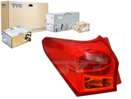 lampa-tyl-toyota-auris-12-15-l-zewn