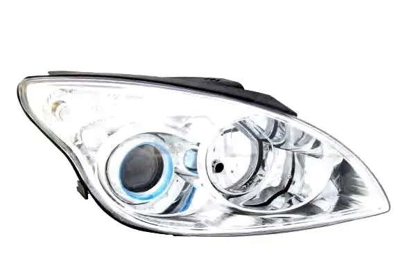 reflektor-hyundai-i30-07-stan-nowy-rodzaj-swiatel-mijania-tradycyjne-halogenowe