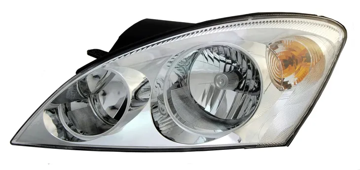 reflektor-kia-ceed-06-09-l-rodzaj-swiatel-mijania-tradycyjne-halogenowe