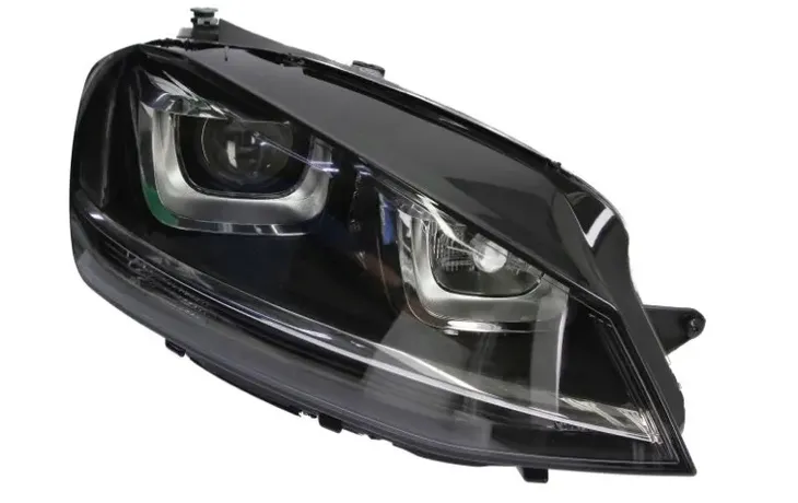reflektor-vw-golf-vii-12-strona-zabudowy-prawa