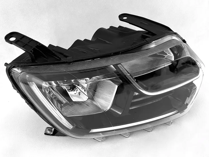 reflektor-dacia-duster-19-stan-nowy