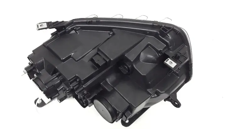 reflektor-dacia-duster-19-numer-katalogowy-oryginalu-dacia-260101133r