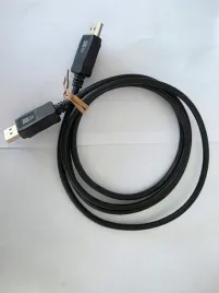 kabel-displayport-8k-1-4-czarny-18m