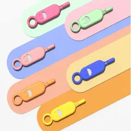kluczyk-igla-do-tacek-kart-sim-brelok-etui-do-kluczy-magenta