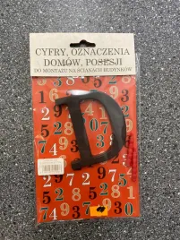 litera-na-dom-plastikowa-9cm-brazowa-d