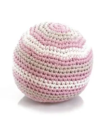 pileczka-organiczna-rozowa-dziergana-grzechotka-handmade-pebble