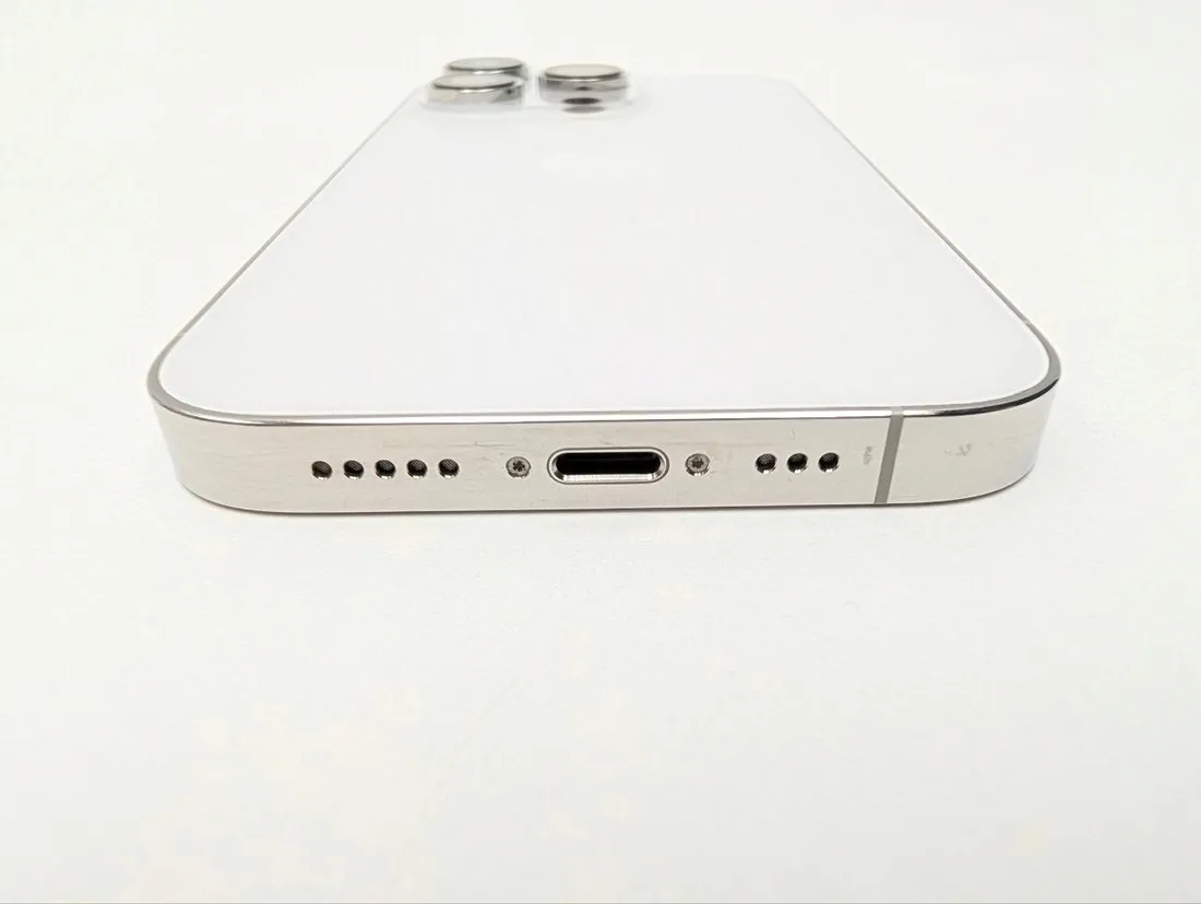 apple-iphone-14-pro-128-gb-srebrny-model-telefonu-iphone-14-pro