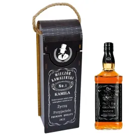 skrzynka-pudelko-na-whisky-prezent-na-wieczor-kawalerski-na-whiskey
