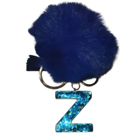 puszysty-breloczek-z-litera-z-hit-sezonu