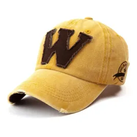 czapka-versoli-who-hat-hy-z-haftem-regulowana-bawelna-bezowa-strap-back
