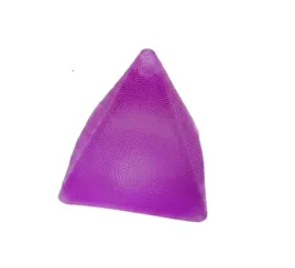 gniotek-antystresowy-trojkat-6-cm-rozne-kolory