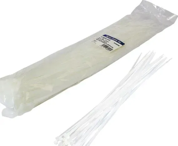 logilink-zestaw-0-4m-biale