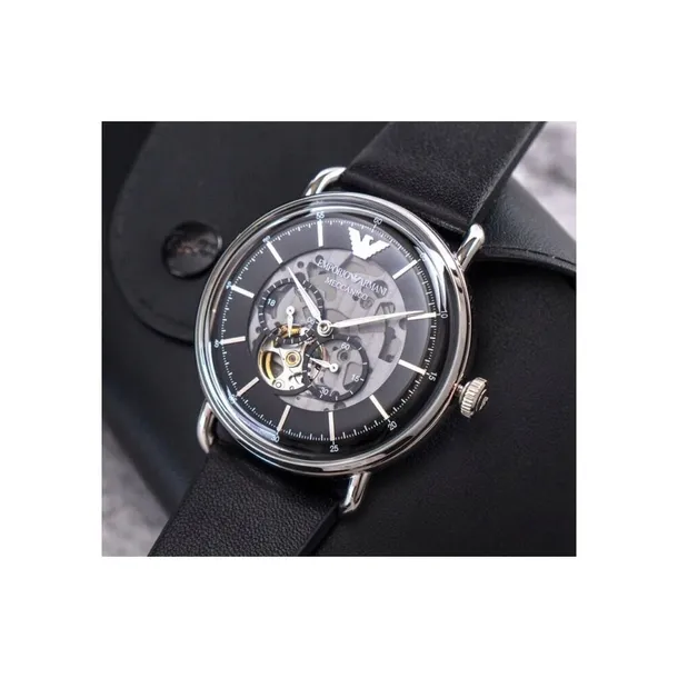 ty283860-marka-armani