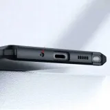 spacecase-beetle-oneplus-8-czarny-funkcje-ladowanie-indukcyjne-pochlanianie-wstrzasow