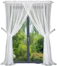 firana-biala-siateczka-300x250-firanka-koraliki-tasma-zabki-salon-sypialnia