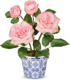 briful-sztuczne-roze-34-cm-rozowe-w-niebiesko-bialej-ceramicznej-doniczce