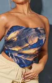 ic82113-prettylittlething-wzorzysty-top-z-usztywnieniem-21-xs