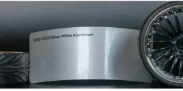 1080-g120-gloss-white-aluminum-3m-srebrny-polysk
