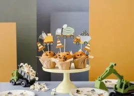 dekoracje-do-muffinek-pojazdy-budowlane-4-7cm-6szt-partydeco