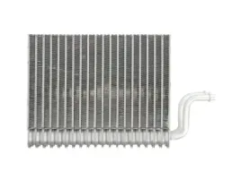 thermotec-ktt150008-parownik-instalacja-klimatyzacji