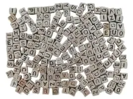 koraliki-abc-srebrne-literki-6mm-30g