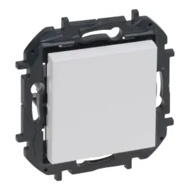 legrand-863101b-niloe-step-lacznik-jednobiegunowy-10ax-bialy