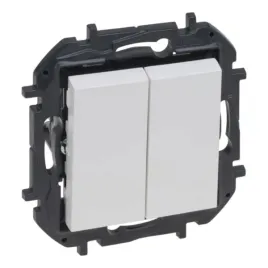 legrand-863105b-niloe-step-lacznik-swiecznikowy-10-ax-bialy-modul