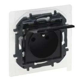 legrand-863535b-niloe-step-gniazdo-z-uziemieniem-2p-z-ip44-czarny