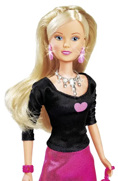 steffi-w-sklepie-jubilerskim-bohater-brak