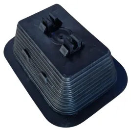 uchwyt-betonowy-w-tworzywie-z-podstawa-na-dach-plaski-fi-8-10mm