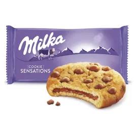 milka-ciastka-sensations-z-nadzieniem-kakaowym-i-kawalkami-czekolady-156g