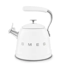 czajnik-tradycyjny-smeg-wkf01wh-bialy