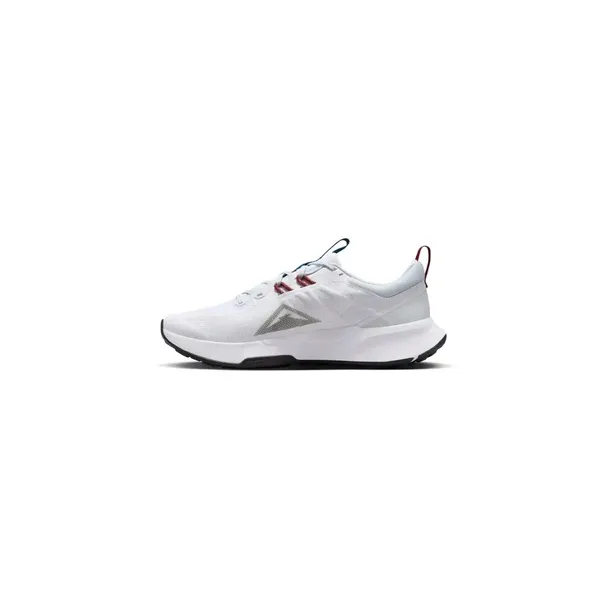 dm0821104-marka-nike