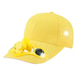 czapka-z-daszkiem-z-wiatraczkiem-solarnym-chlodzaca-zasilana-sloncem