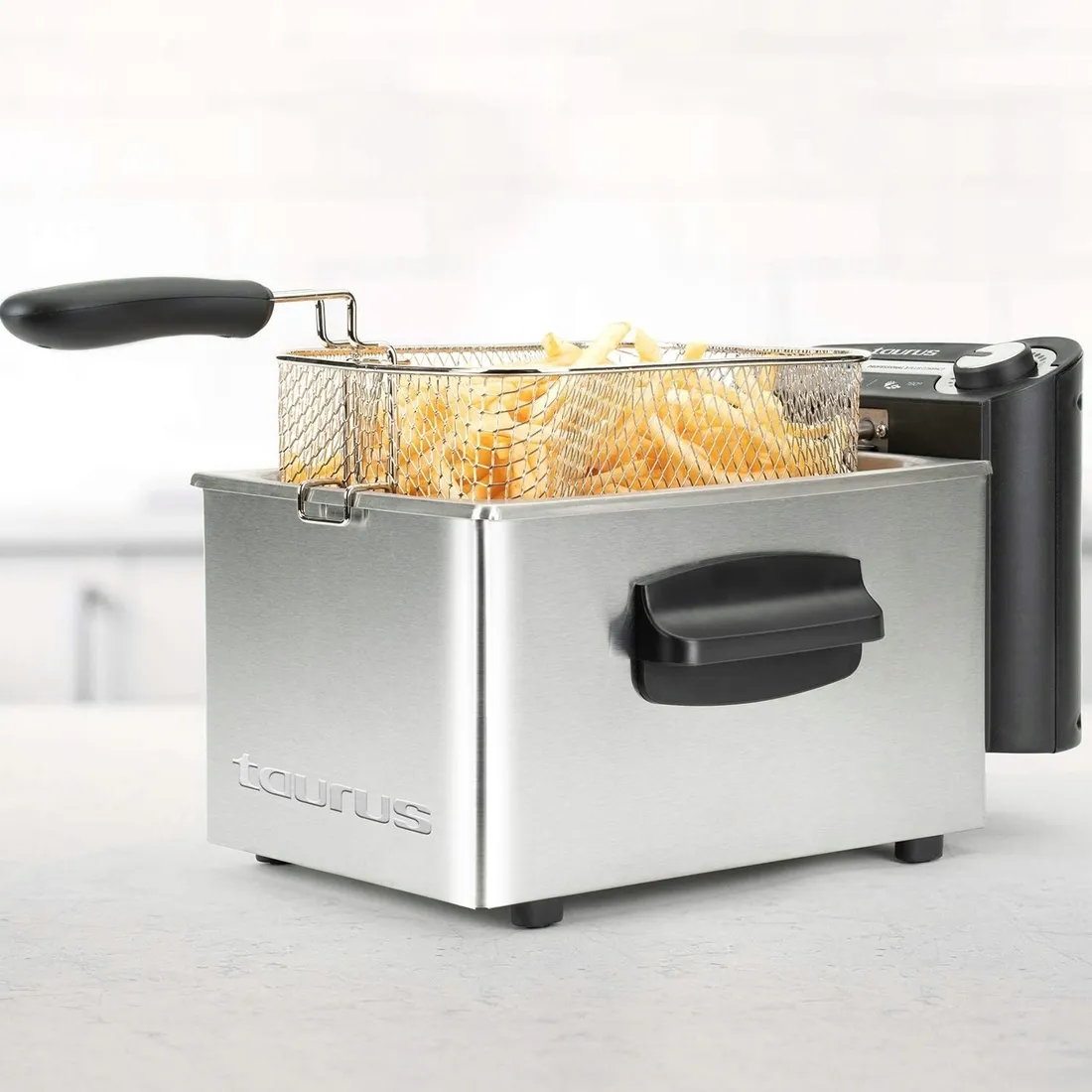 frytkownica-taurus-professional-3-plus-3l-2100w-p-stan-powystawowy