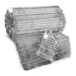 gruby-dwustronny-koc-nina-efekt-3d-200x220-cm-srebrny-cieply-miekki-narzuta