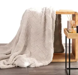 koc-z-mikrofibry-miekki-cieply-puszysty-caro-170x210-bezowy